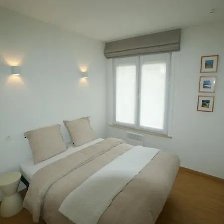 公寓 In With Coastal Views, Cleaning Included