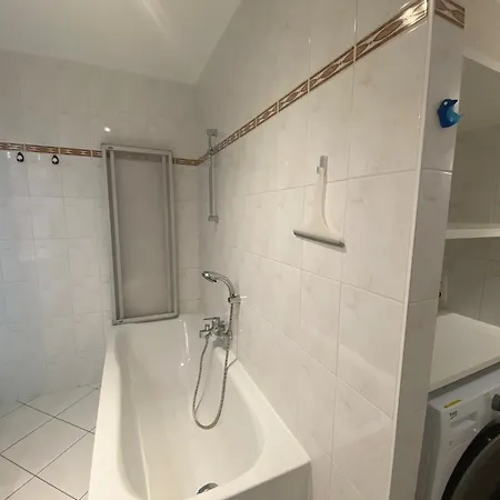公寓 In With Coastal Views, Cleaning Included *