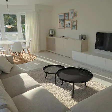 公寓 In With Coastal Views, Cleaning Included